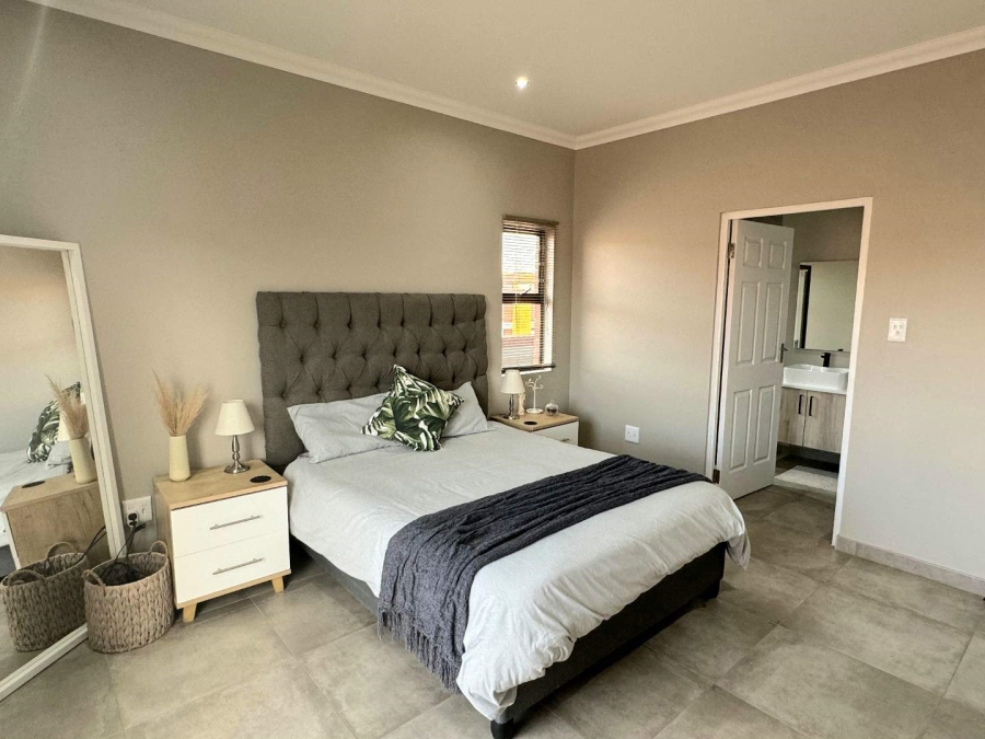 3 Bedroom Property for Sale in Langenhovenpark Free State